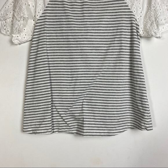 MODCLOTH EVERYTHING AT ONCE RAGLAN EYELET BLOUSE - Picture 5 of 10